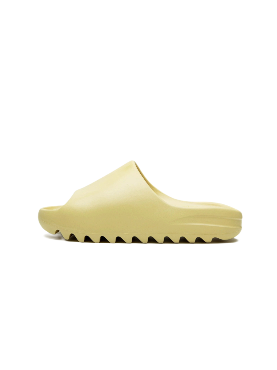 Картинка Сланцы Adidas Yeezy Slide Desert Sand